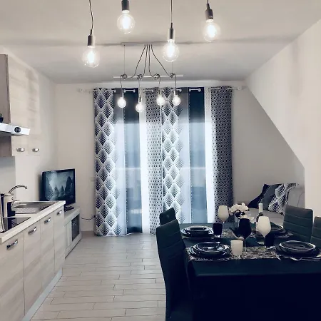 Daire Il Tramonto Luxury House *