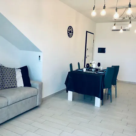 Il Tramonto Luxury House Апартаменты *